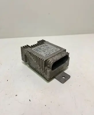 Mercedes-Benz E W210 Coolant fan relay 0255453232
