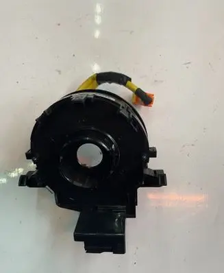 Toyota Hilux (AN10, AN20, AN30) Airbag slip ring squib (SRS ring)