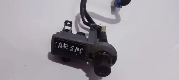 KIA Carens I Cigarette lighter 