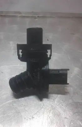 Opel Insignia A Other engine part 55568910