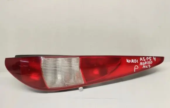 Ford Mondeo Mk III Rear/tail lights set 1S7113404C
