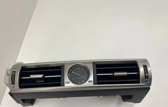 Dash center air vent grill