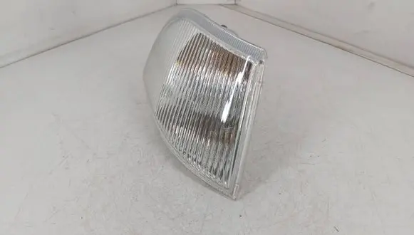 Volvo S40, V40 Front indicator light 03932313