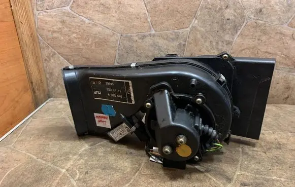 BMW X5 E53 Interior heater climate box assembly 8385546