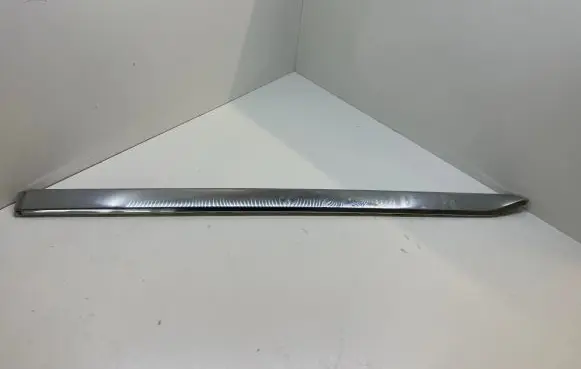 Citroen C-Crosser Side skirt front trim 6512A137