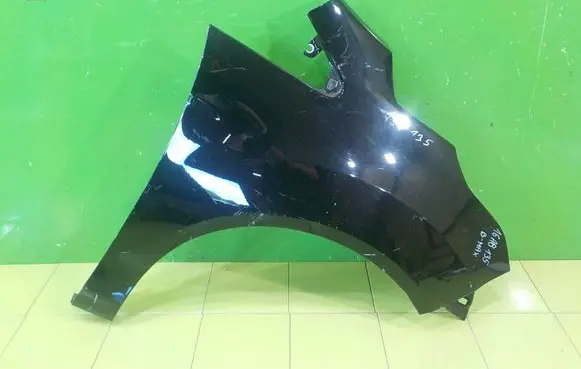 Ford B-MAX Fender PRZOD