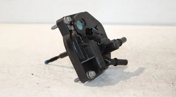 Volvo V40 Fuel filter housing 9809758280