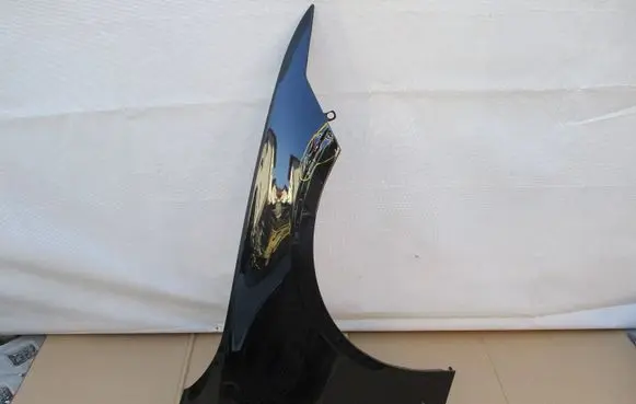 Volvo S90, V90 Fender
