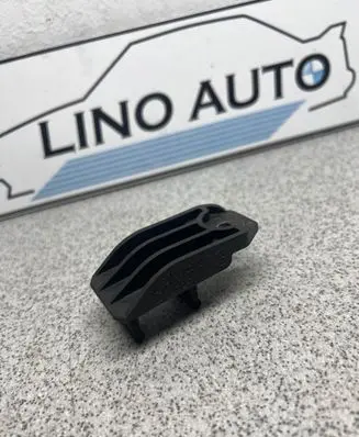 BMW 5 E39 Radiator support slam panel bracket 2247896