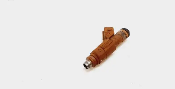 Volvo XC70 Fuel injector 9186340