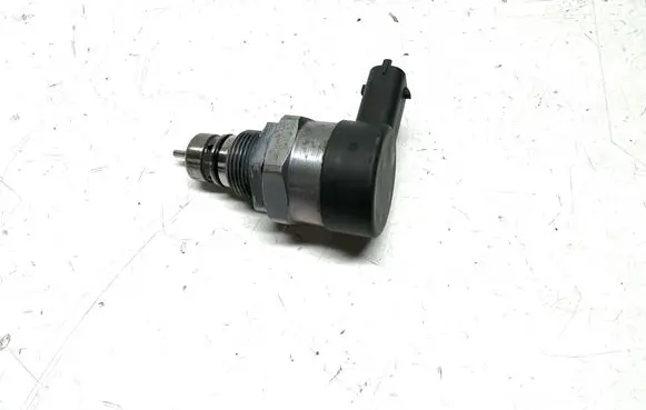 Volvo S60 Fuel pressure sensor 31216313 0281002990