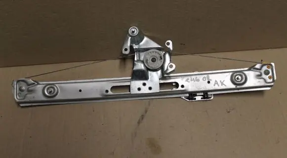 BMW 3 E46 Rear window lifting mechanism without motor