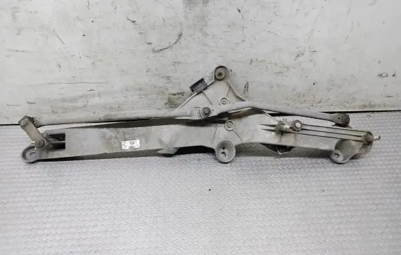 Front wiper linkage and motor