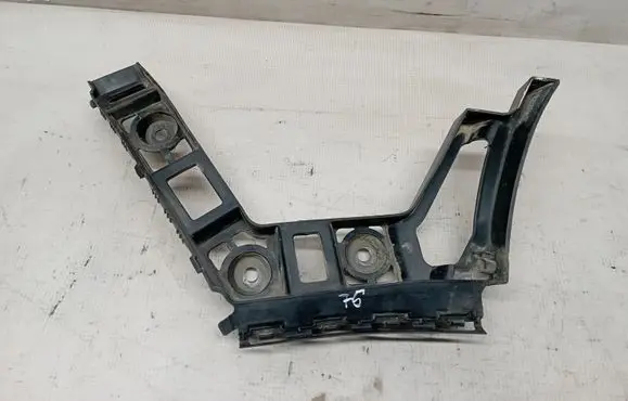 Volkswagen Golf VI Bumper support mounting bracket corner 5K6807393