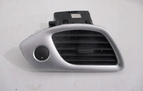 Renault Megane III Dashboard side air vent grill/cover trim 1012124