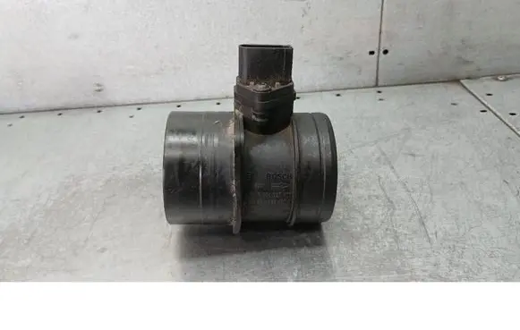 Audi A6 Allroad C5 Mass air flow meter 0281002461
