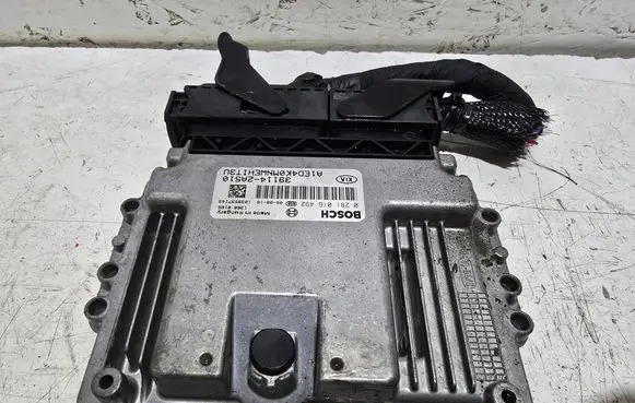 KIA Ceed Engine control unit/module 0281016492 391142A510 1039S37143