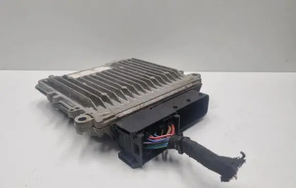 Mercedes-Benz E A207 Engine control unit/module A6429002900 6429002900 0281016383
