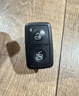 Mercedes-Benz GL X164 Seat control switch A1648707010 03150611