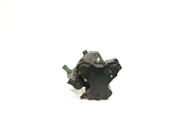 Volvo V70 Fuel injection high pressure pump 30756125 0445010111