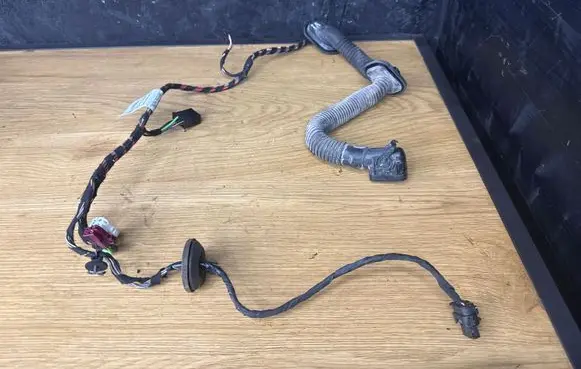 Mercedes-Benz C W204 Rear door wiring loom A2045406509 5406509