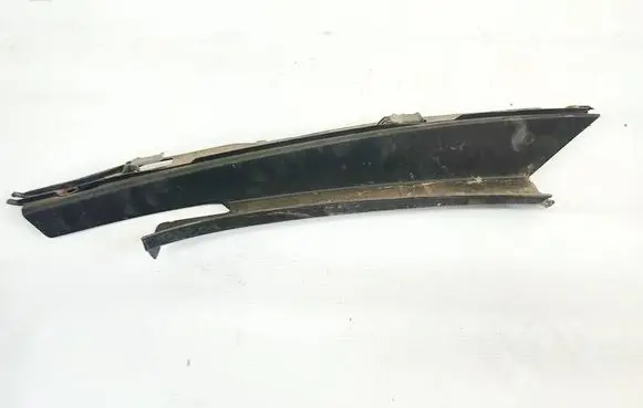 Front bumper mounting bracket