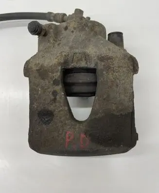 Volkswagen Jetta V Front brake caliper