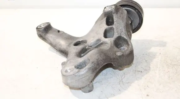 Skoda Octavia Mk2 (1Z) A/C compressor mount bracket 1K0260885B