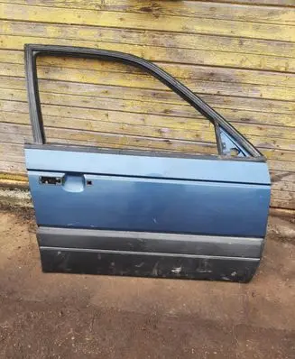 Volkswagen PASSAT B3 Front door