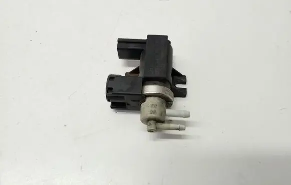 Audi A4 S4 B7 8E 8H Turbo solenoid valve 8E0906627C