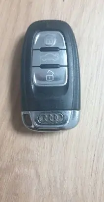 Audi A5 8T 8F Ignition key/card 8T0959754D