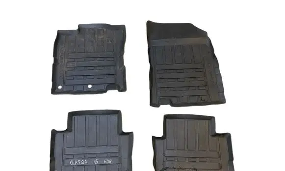 Nissan Qashqai Car floor mat set KE7484E289