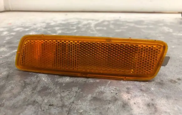 Volkswagen Golf V Front reflector 1K9945071BILI 1K9945071