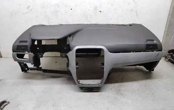 Fiat Punto (188) Dashboard 735352246