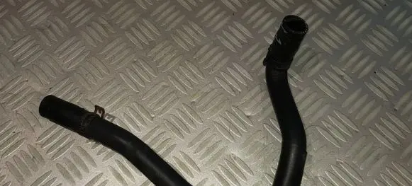 Porsche Cayenne (9PA) Engine coolant pipe/hose 7L0815988