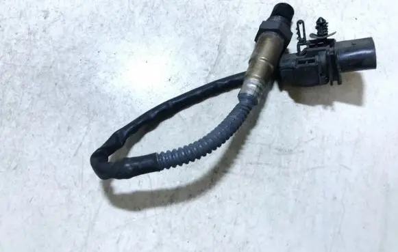 Volvo V70 Lambda probe sensor 0258017107 30751138