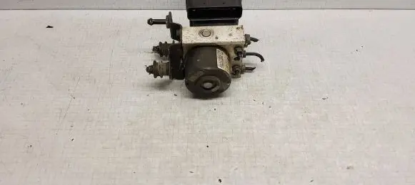 Volkswagen Caddy ABS Pump 1K0614117F