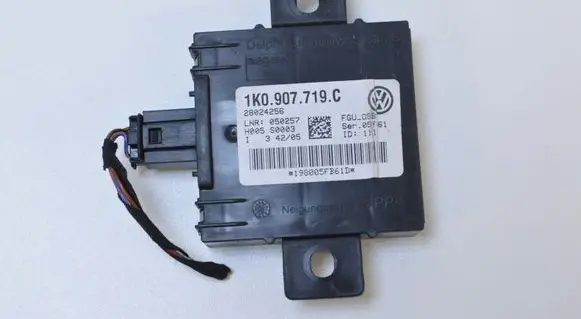 Volvo V70 Other devices 28024256 1K0907719C