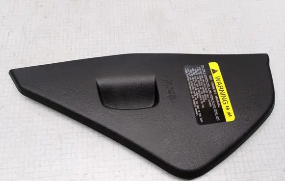 KIA Magentis Dashboard side end trim 847682G000