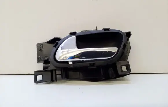 Peugeot 5008 Front door interior handle 9683446877 9683446177
