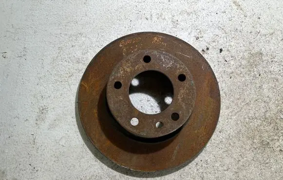 BMW 5 E28 Front brake disc