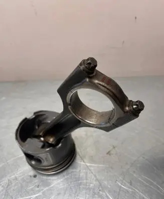 BMW 3 E90 E91 Piston with connecting rod 0840C