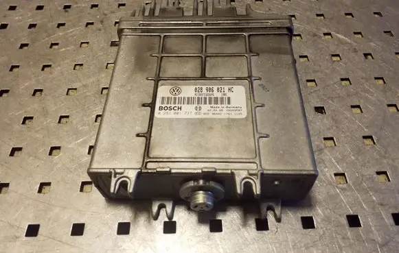 Volkswagen Sharan Engine control unit/module 028906021HC 0281001737 28SA3507
