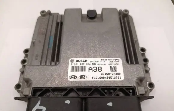 KIA Sportage Engine control unit/module 0281032614 EDC17C57 391502A380