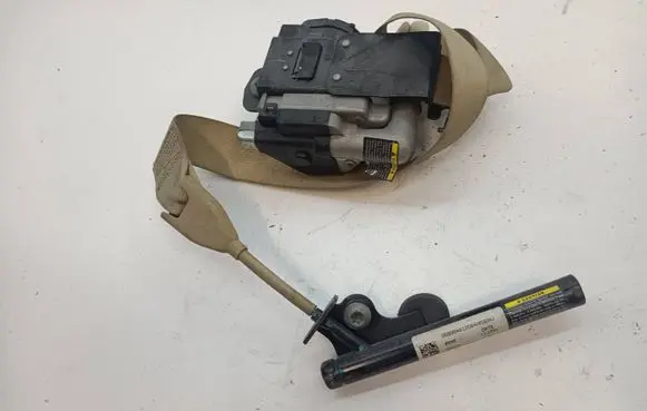 Ford Fusion II Front seatbelt 1022870U53 DG9354612D64AJ