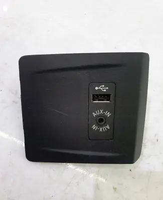 BMW 2 F45 AUX in-socket connector 9266607