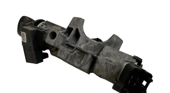 Toyota Avensis T250 Ignition lock 450200504