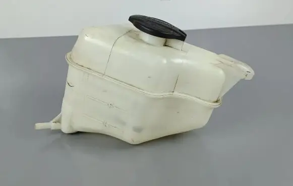 KIA Sorento Coolant expansion tank/reservoir cap 