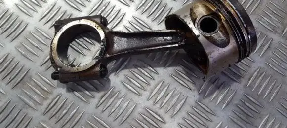 Peugeot 306 Piston with connecting rod