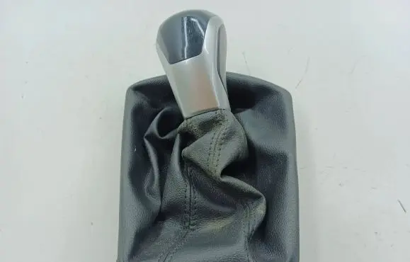 Volkswagen Golf VIII Gear lever shifter trim leather/knob 5H2711113C